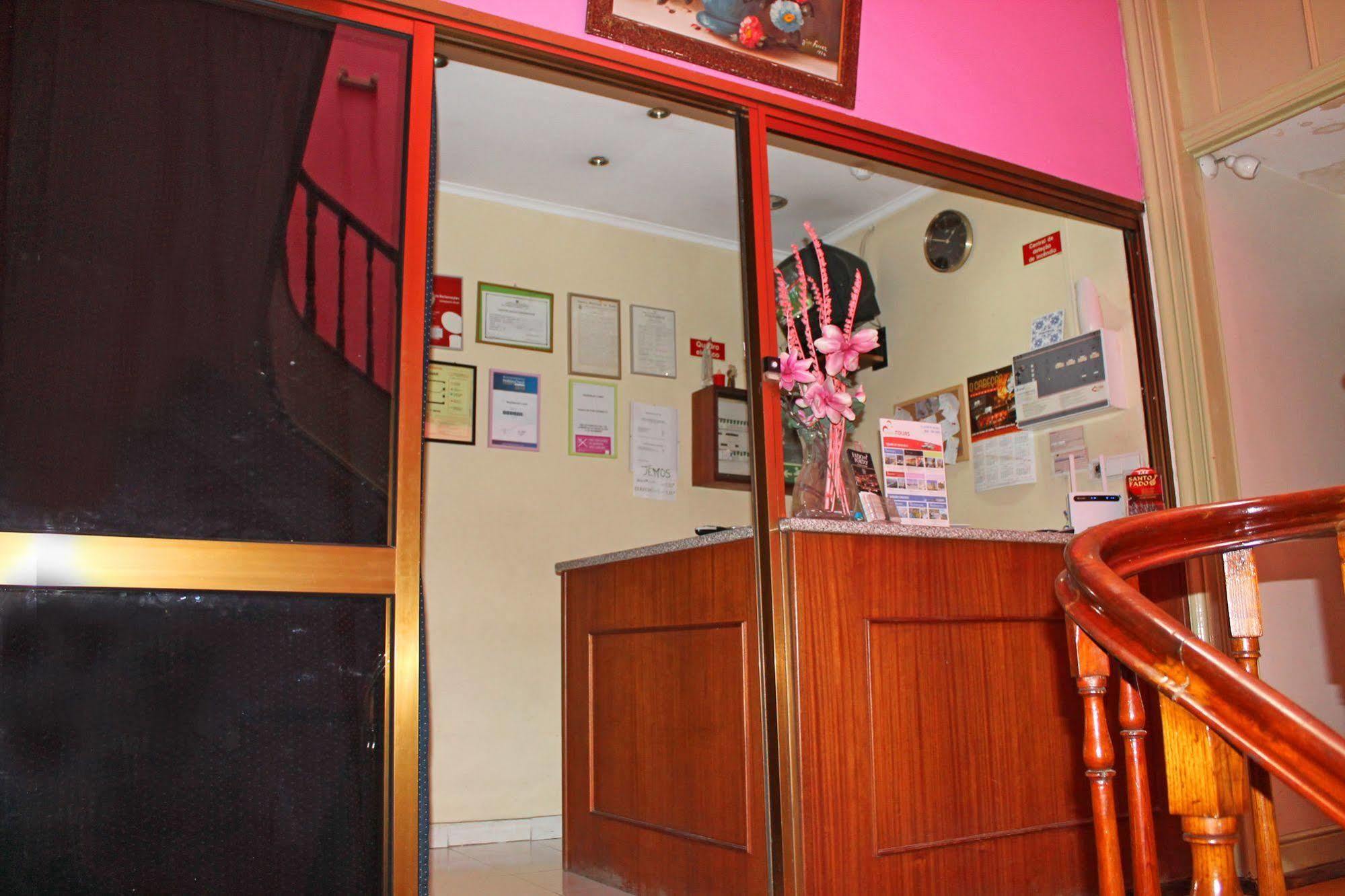 Lunar Guest House Πόρτο Εξωτερικό φωτογραφία