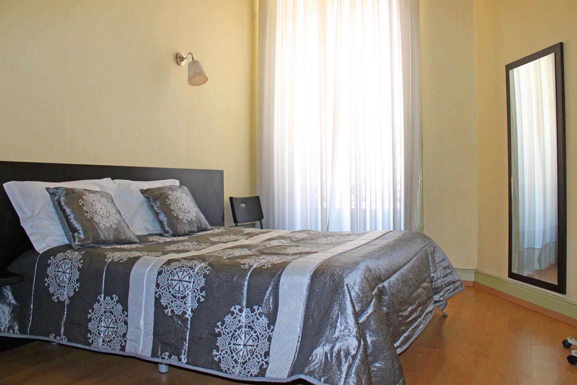 Lunar Guest House Πόρτο Εξωτερικό φωτογραφία